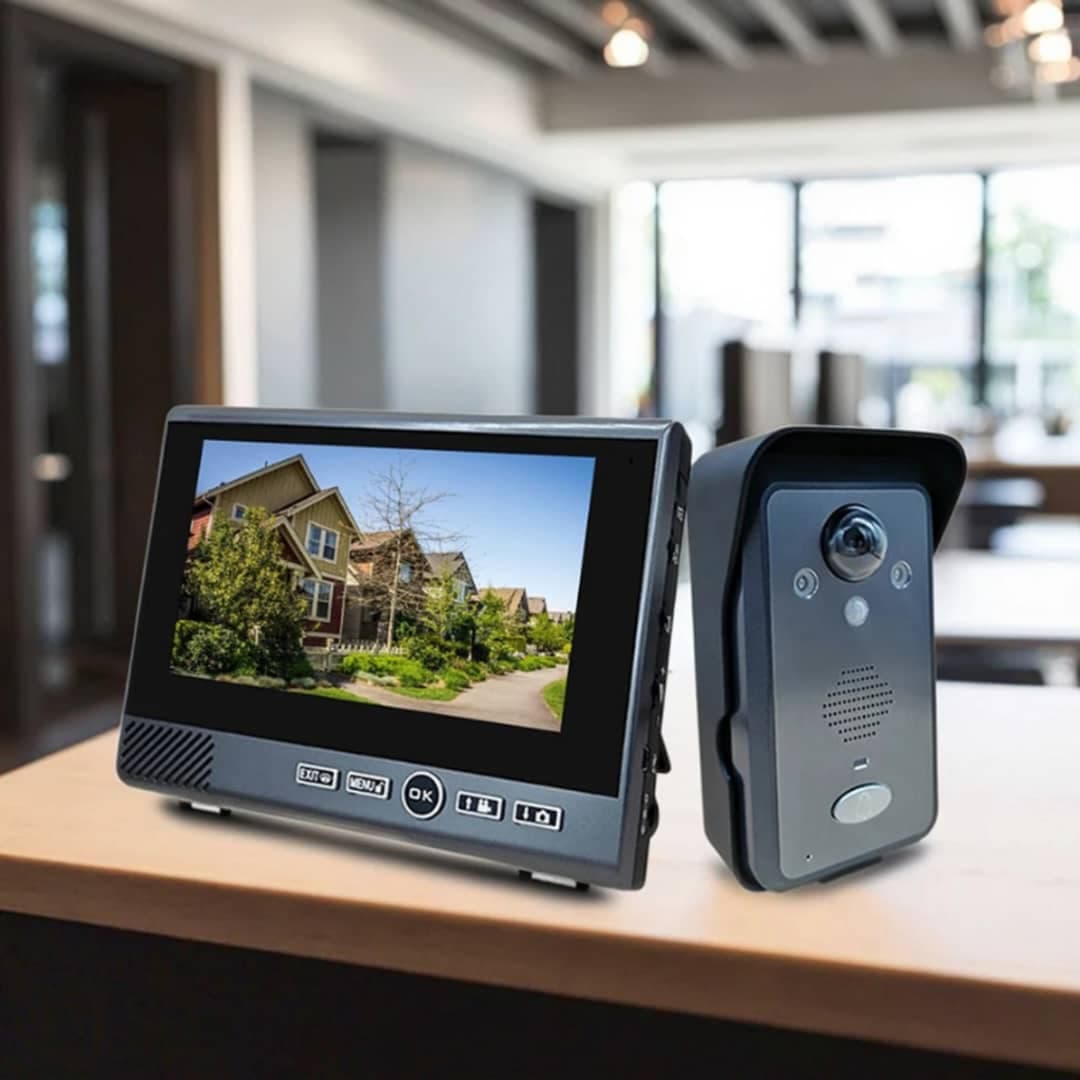 Interphone avec ecran de contrôle